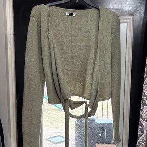 American eagle Olive Green Women's Sweater wrap sweater